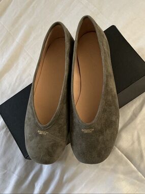 COACH Houston Olive Green Suede Ballet Flats